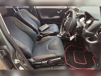 Used Honda Jazz 2014 for sale - 78839442: Photo