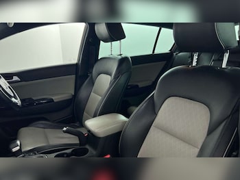 Used Kia Sportage 2016 for sale - 78257108: Photo