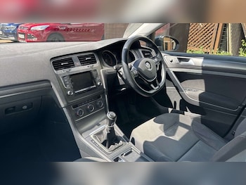 Used Volkswagen Golf 2013 for sale - 78624142: Photo