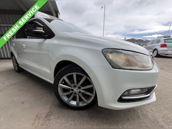 Used Volkswagen Polo 2016 for sale - 79842916: Photo
