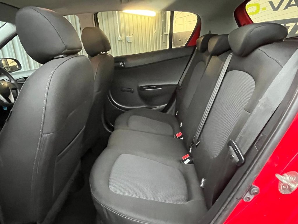 Used Hyundai i20 2013 for sale - 77507299: Photo 24
