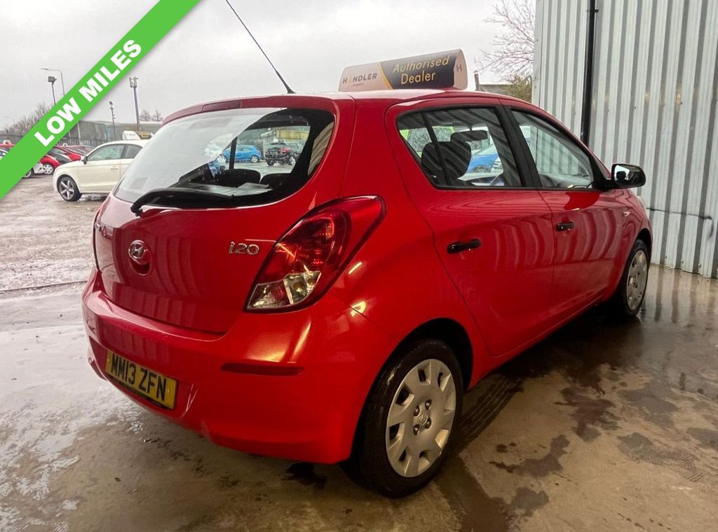 Used Hyundai i20 2013 for sale - 77507299: Photo 3