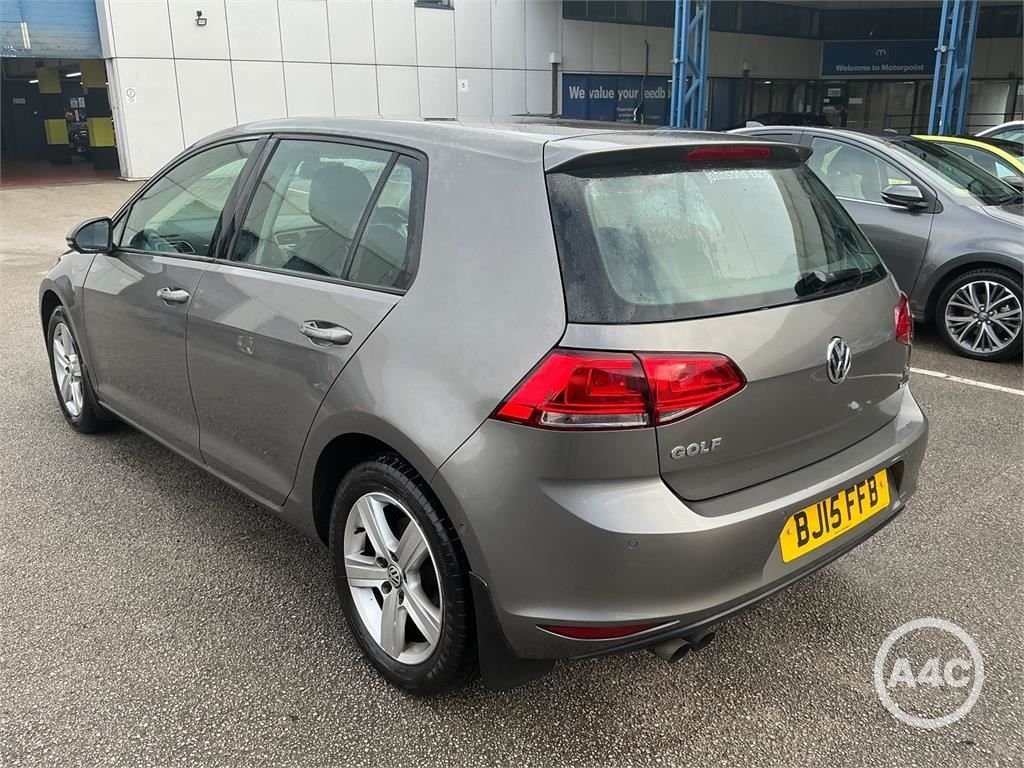 Used Volkswagen Golf 2015 for sale - 77583457: Photo 2