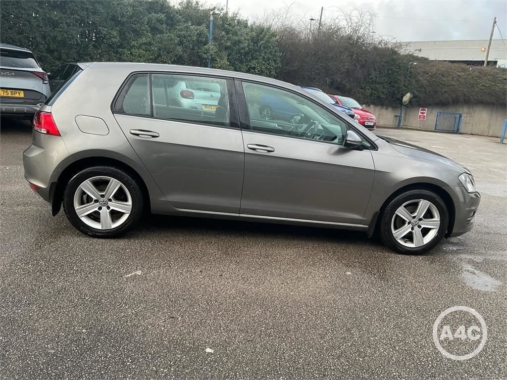 Used Volkswagen Golf 2015 for sale - 77583457: Photo 3