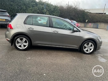 Used Volkswagen Golf 2015 for sale - 77583457: Photo