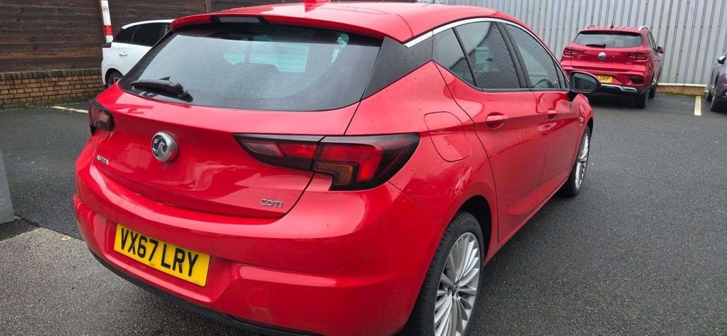 Used Vauxhall Astra 2017 for sale - 77507827: Photo 2