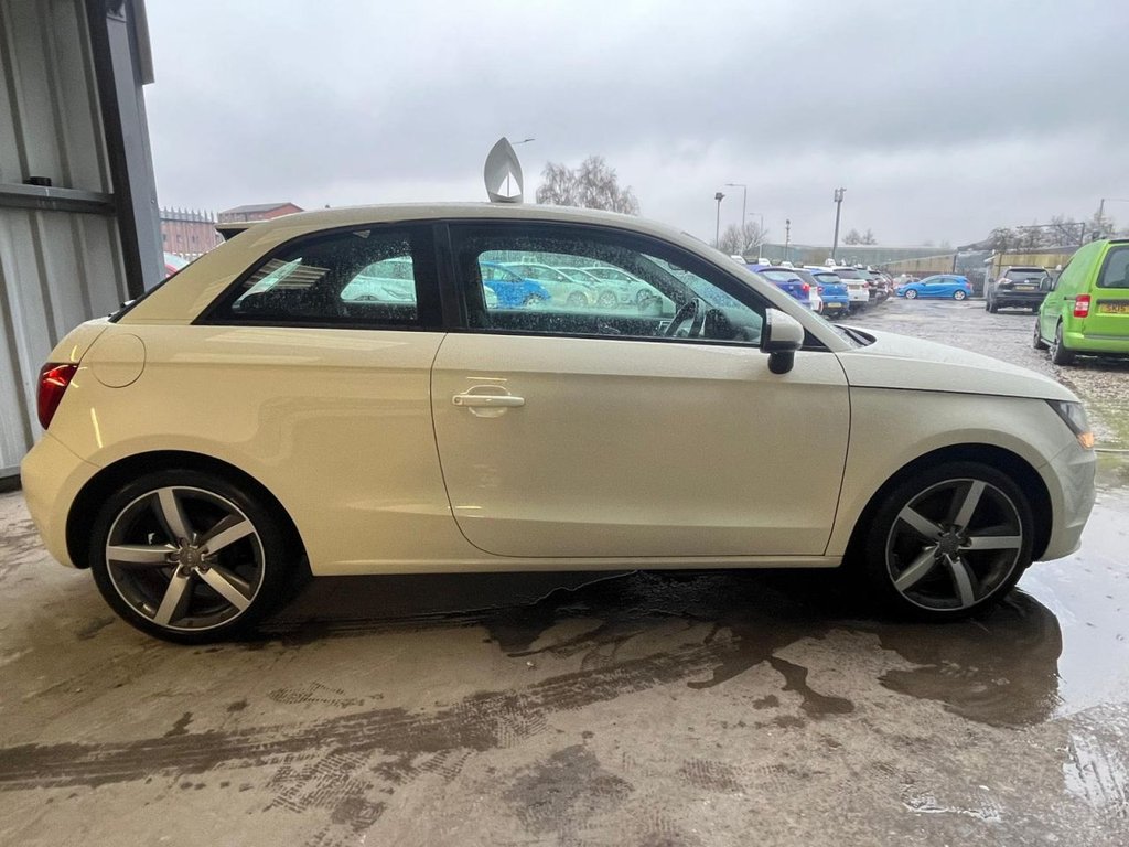 Used Audi A1 2012 for sale - 77533916: Photo 11