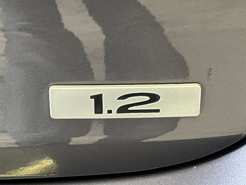 Used Hyundai i10 2014 for sale - 77634558: Photo 24