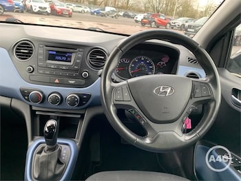 Used Hyundai i10 2014 for sale - 77634558: Photo