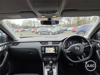 Used Skoda Octavia 2017 for sale - 77547047: Photo