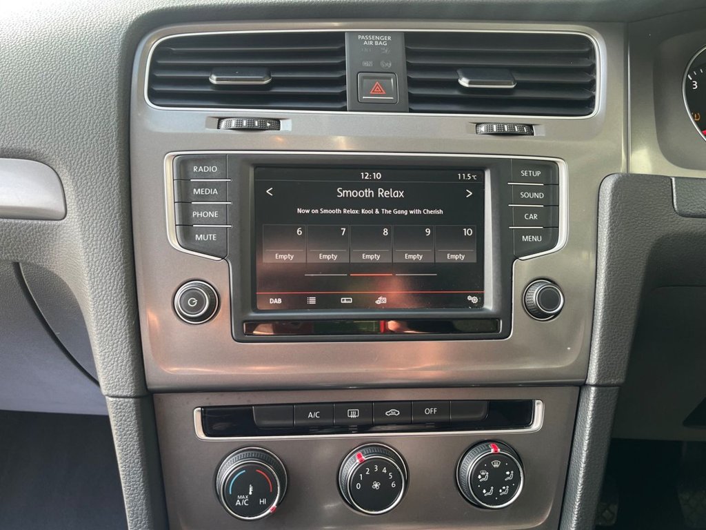 Used Volkswagen Golf 2015 for sale - 77507142: Photo 21