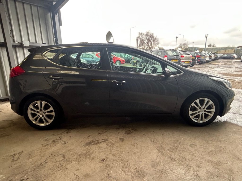 Used Kia Ceed 2015 for sale - 77565406: Photo 9