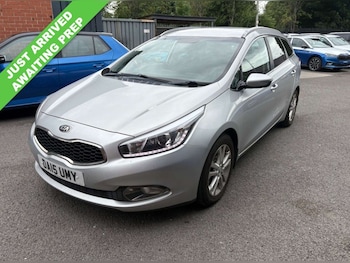 Used Kia Ceed 2015 for sale - 79090201: Photo
