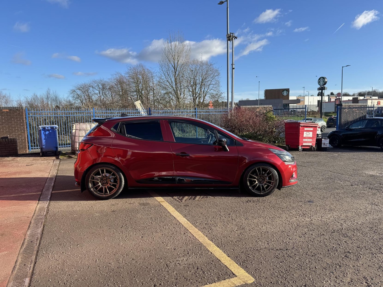 Used Renault Clio 2017 for sale - 77595810: Photo 11