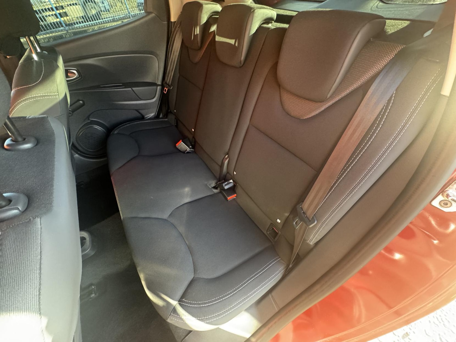 Used Renault Clio 2017 for sale - 77595810: Photo 41