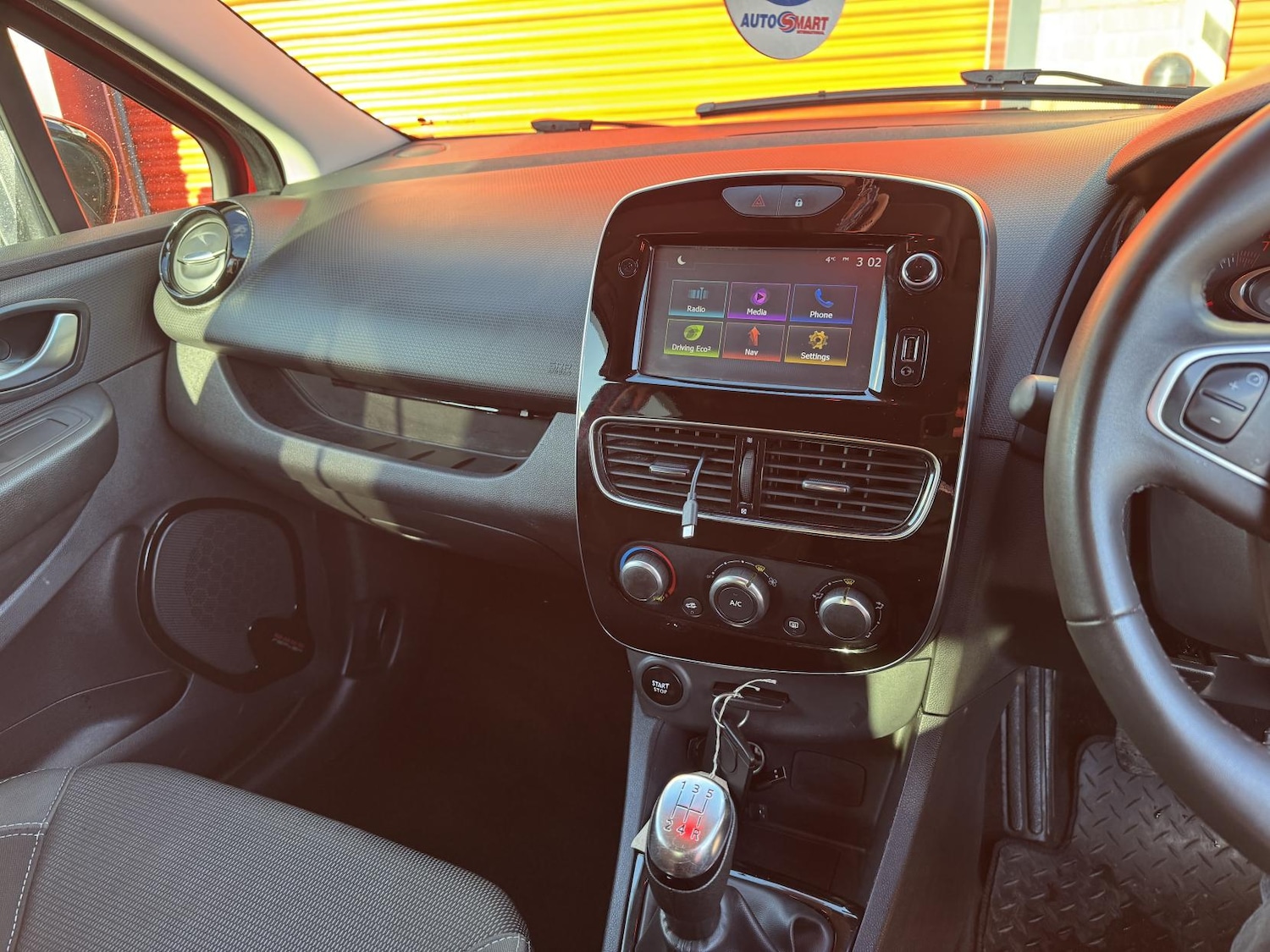 Used Renault Clio 2017 for sale - 77595810: Photo 47