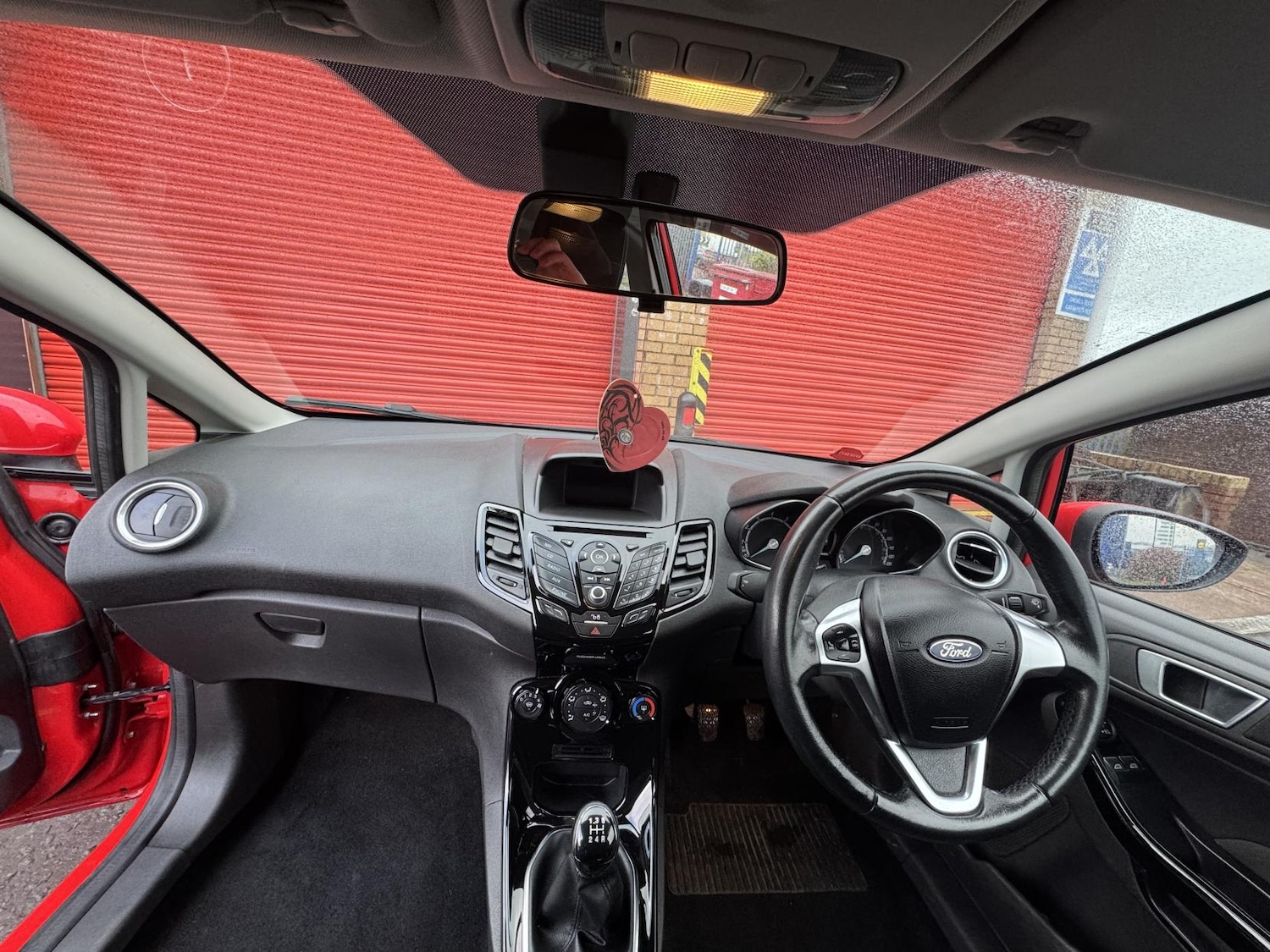 Used Ford Fiesta 2017 for sale - 77079409: Photo 44