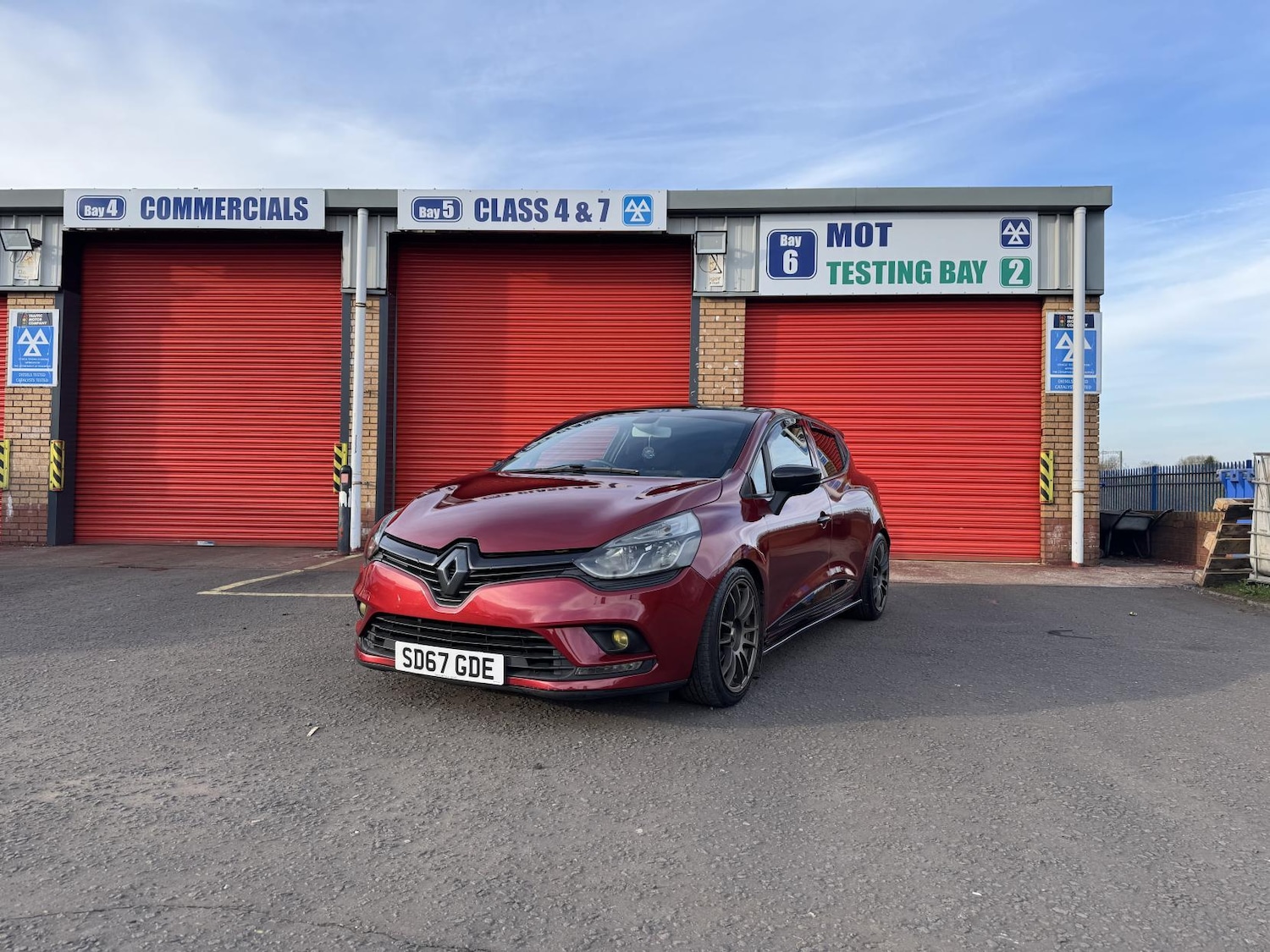 Used Renault Clio 2017 for sale - 78170022: Photo 1