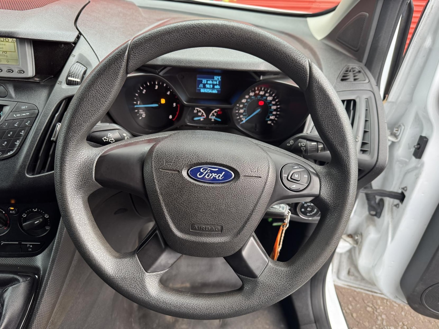 Used Ford Transit Connect 2017 for sale - 76922276: Photo 45