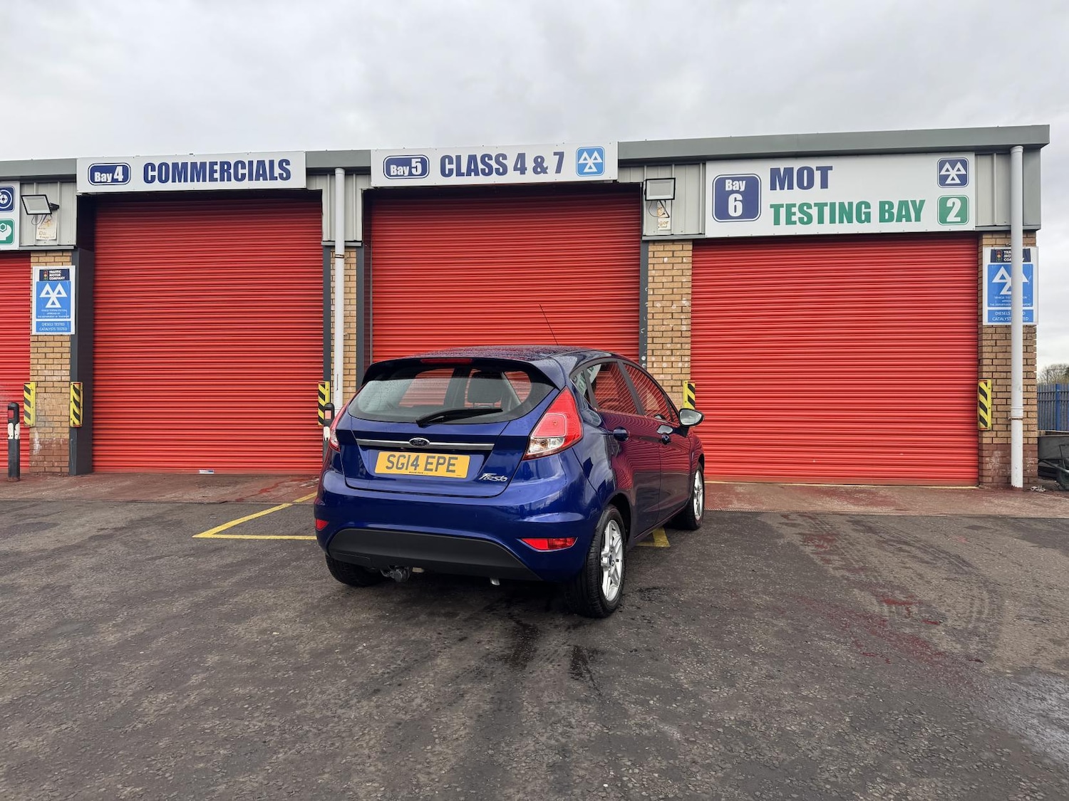 Used Ford Fiesta 2014 for sale - 76662889: Photo 14