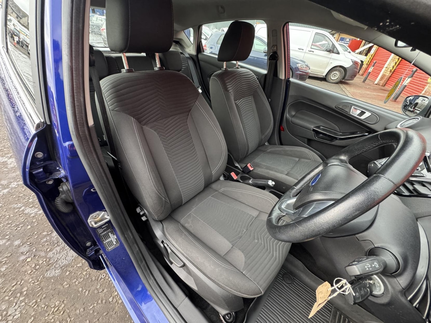 Used Ford Fiesta 2014 for sale - 76662889: Photo 30