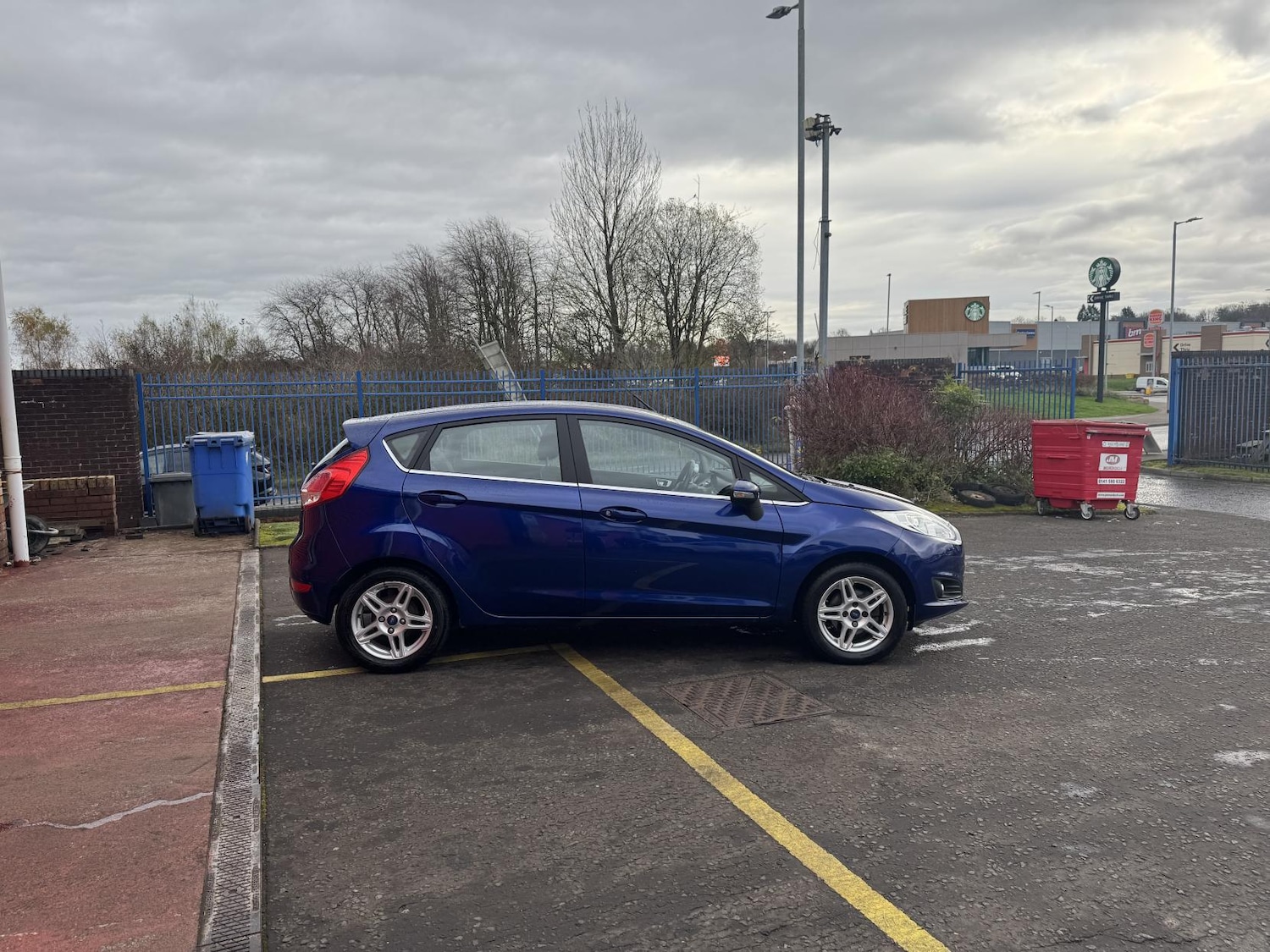 Used Ford Fiesta 2014 for sale - 76662889: Photo 9