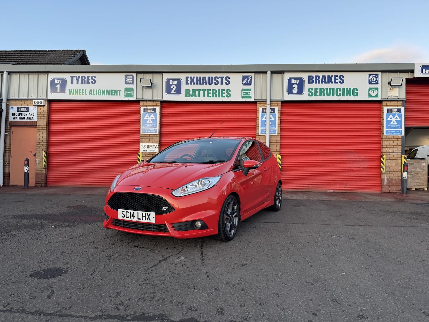 Used Ford Fiesta 2014 for sale - 76785559: Photo 2