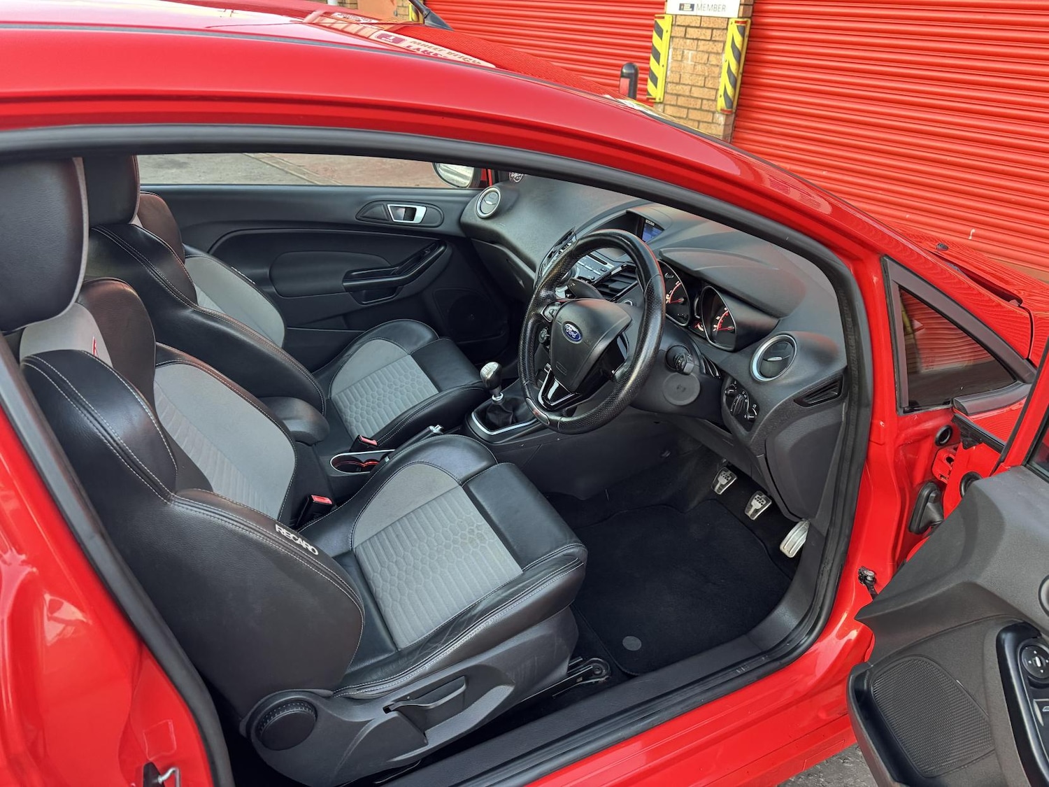 Used Ford Fiesta 2014 for sale - 76785559: Photo 28