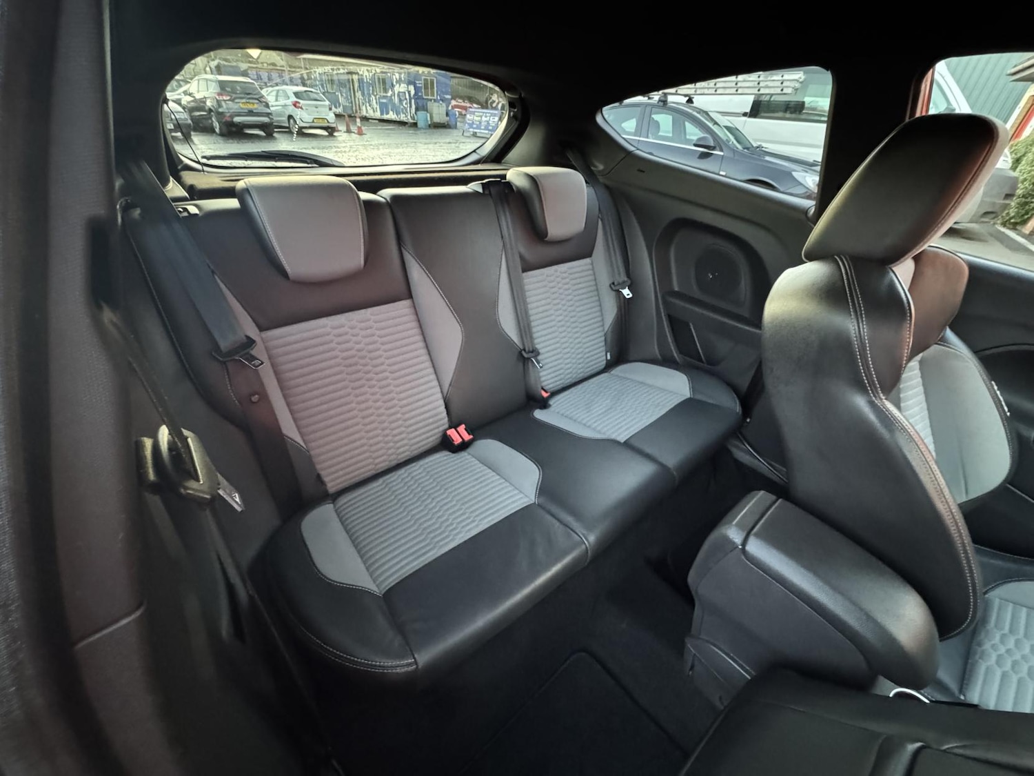 Used Ford Fiesta 2014 for sale - 76785559: Photo 31