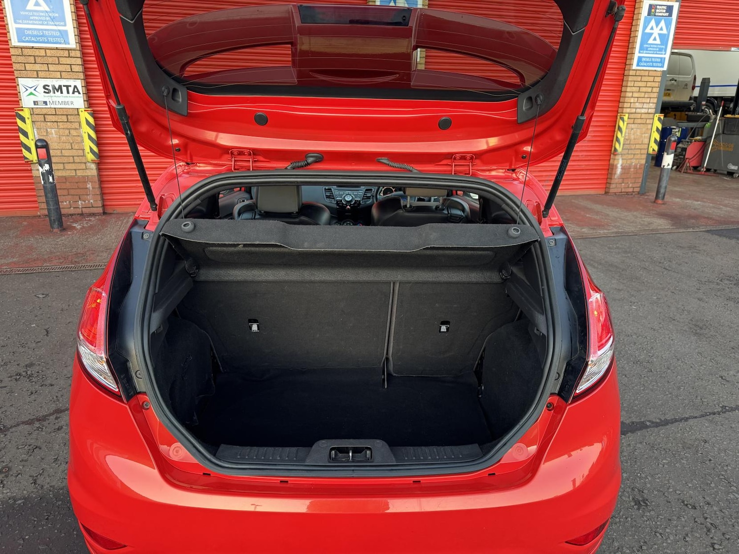 Used Ford Fiesta 2014 for sale - 76785559: Photo 33