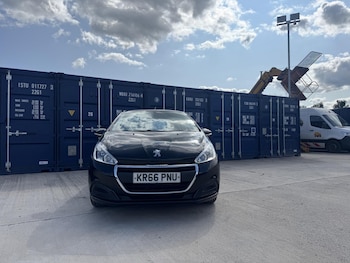 Used Peugeot 208 2016 for sale - 79267341: Photo