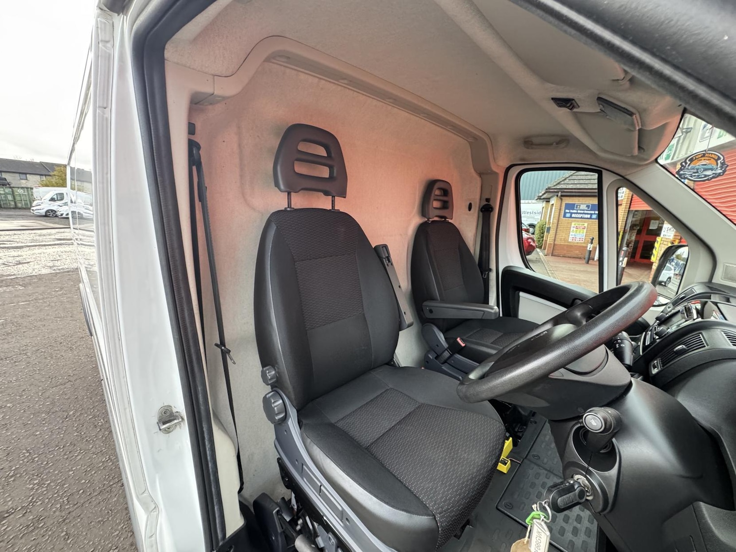 Used Peugeot Boxer 2016 for sale - 76483314: Photo 32