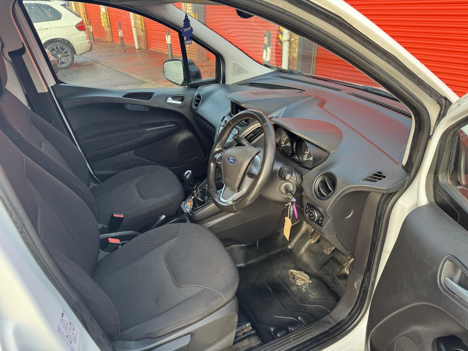 Used Ford Transit Courier 2018 for sale - 76964291: Photo 24