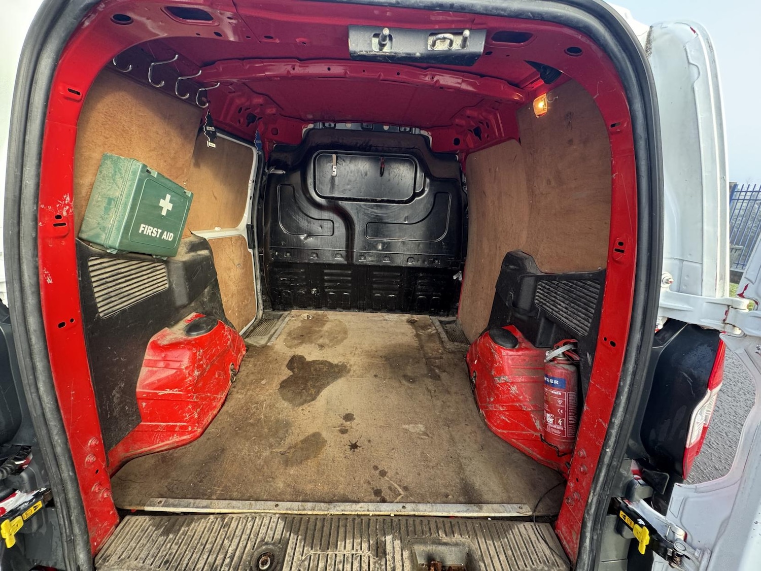 Used Ford Transit Courier 2018 for sale - 76964291: Photo 30