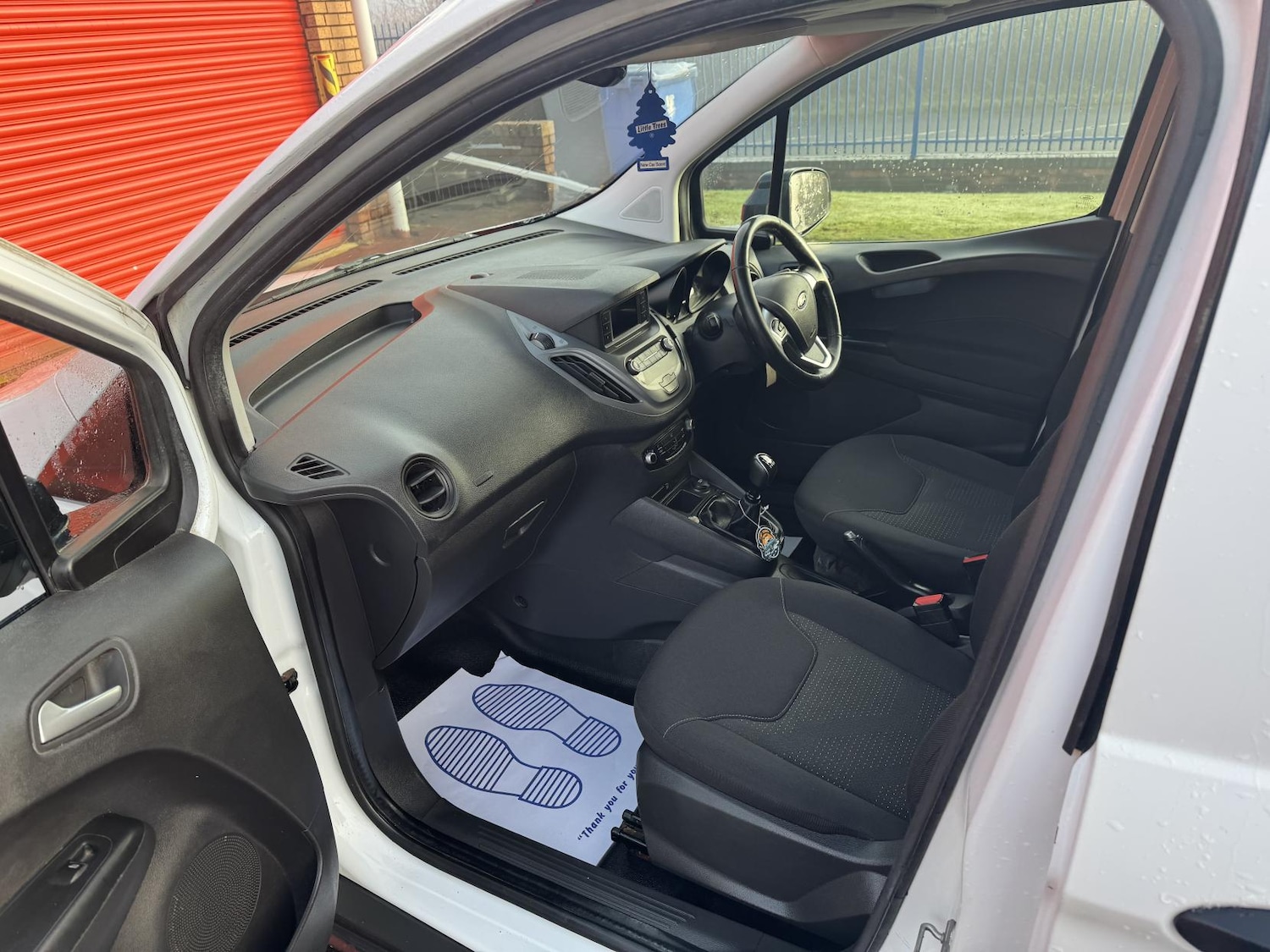 Used Ford Transit Courier 2018 for sale - 76964291: Photo 35