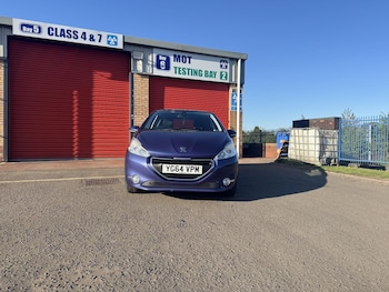 Used Peugeot 208 2014 for sale - 78442804: Photo