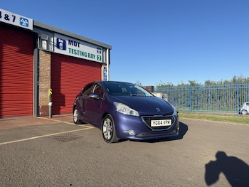 Used Peugeot 208 2014 for sale - 78442804: Photo