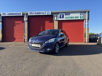 Used Peugeot 208 2014 for sale - 78442804: Photo