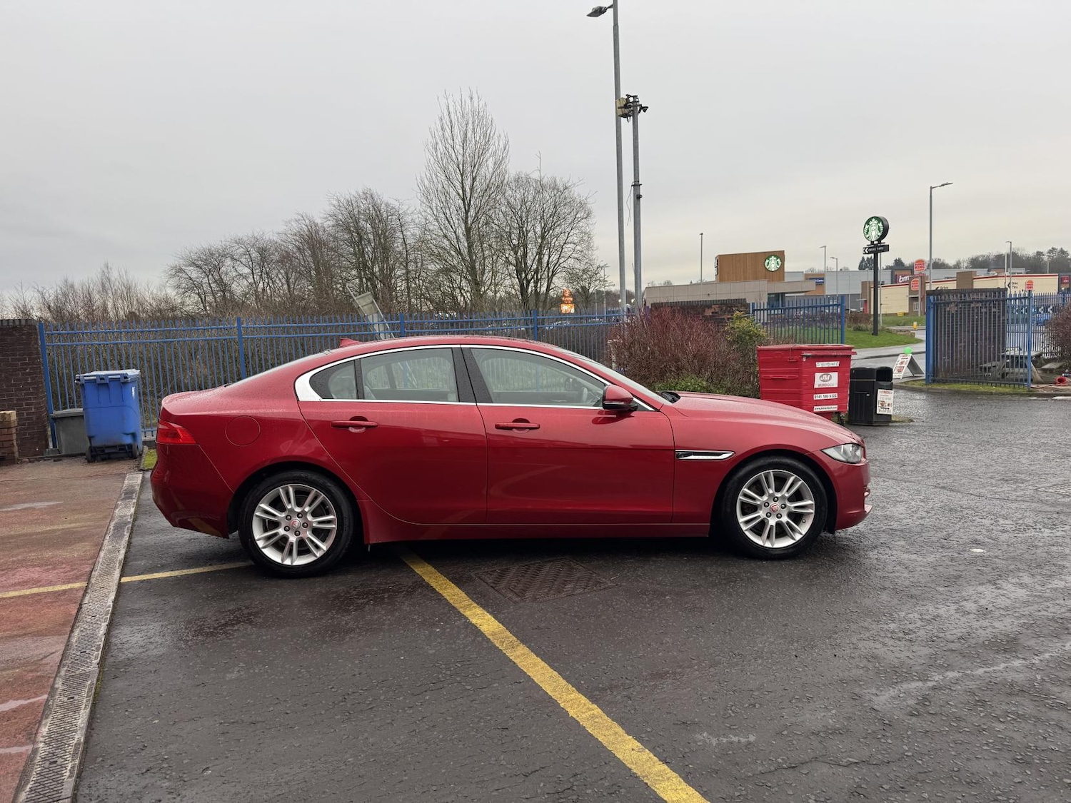 Used Jaguar XE 2015 for sale - 77148157: Photo 12