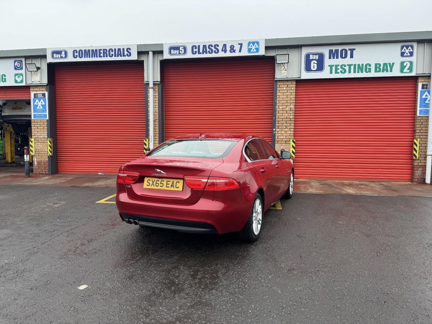 Used Jaguar XE 2015 for sale - 77148157: Photo 15