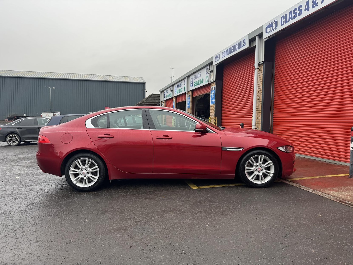Used Jaguar XE 2015 for sale - 77148157: Photo 20