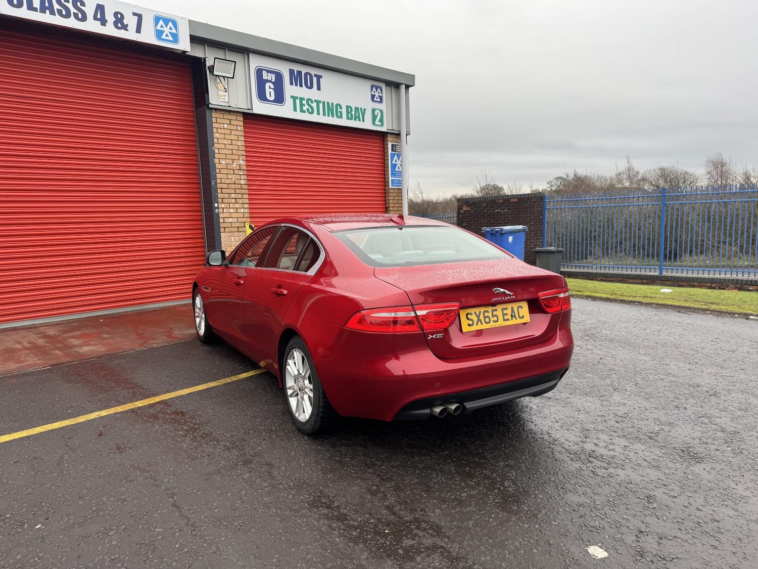 Used Jaguar XE 2015 for sale - 77148157: Photo 23