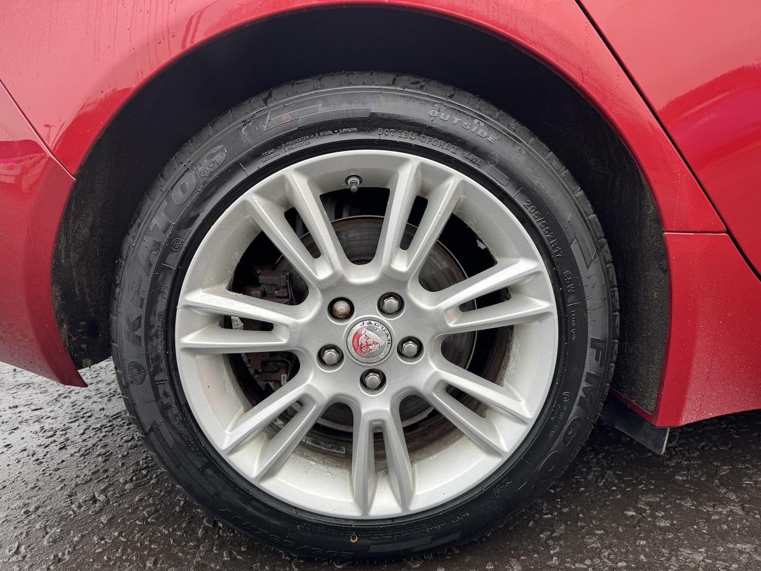 Used Jaguar XE 2015 for sale - 77148157: Photo 28