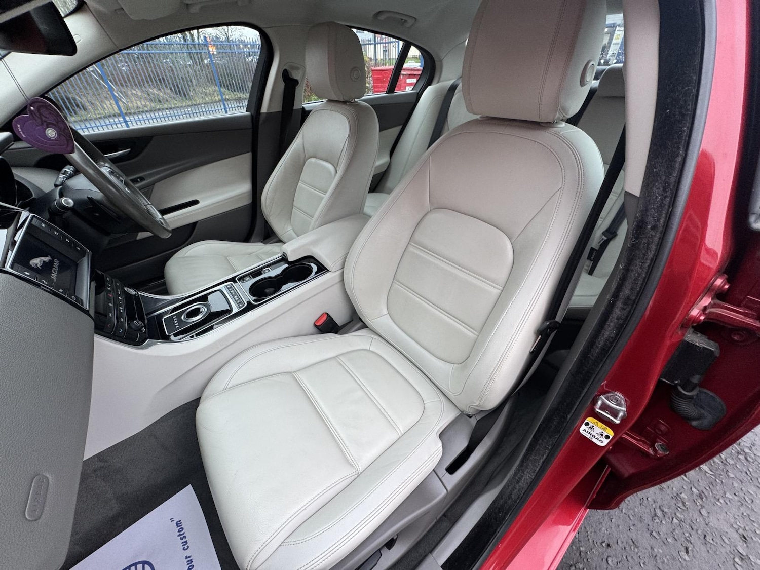 Used Jaguar XE 2015 for sale - 77148157: Photo 46