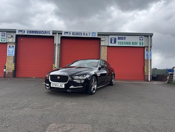 Used Jaguar XE 2015 for sale - 78535018: Photo