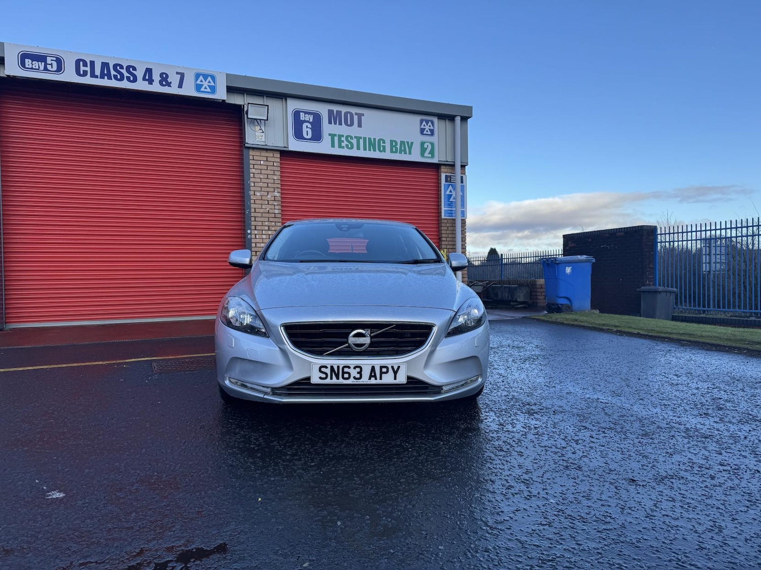 Used Volvo V40 2013 for sale - 77220470: Photo 10