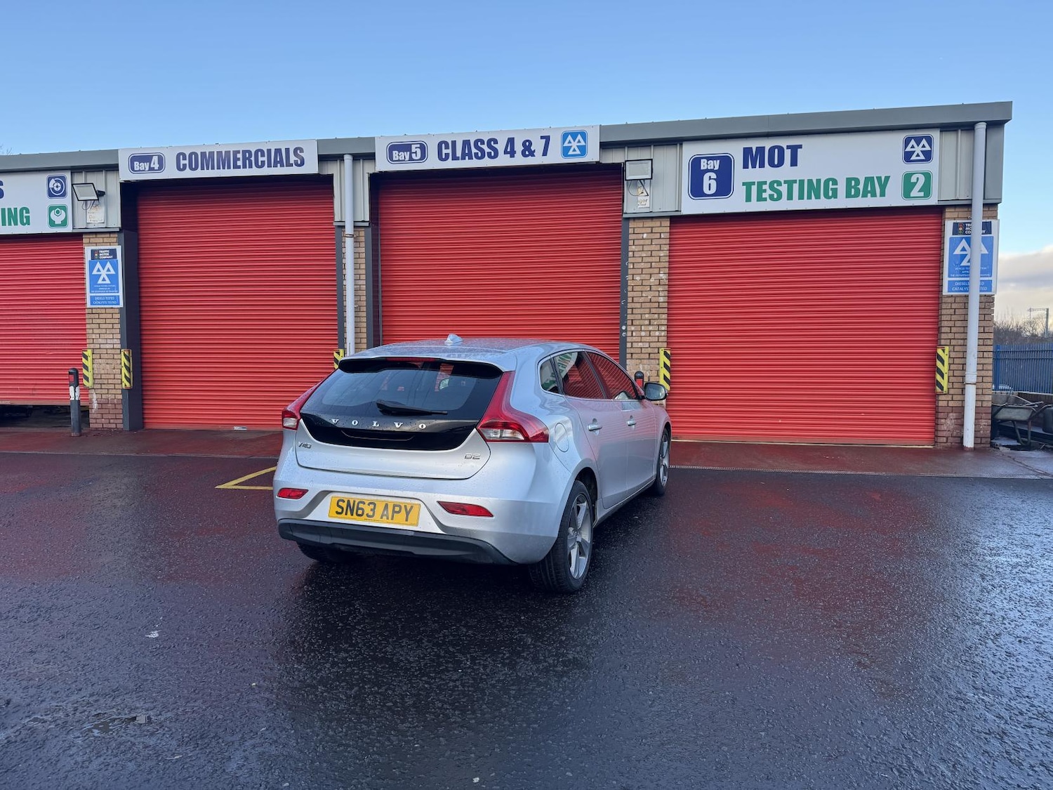 Used Volvo V40 2013 for sale - 77220470: Photo 16