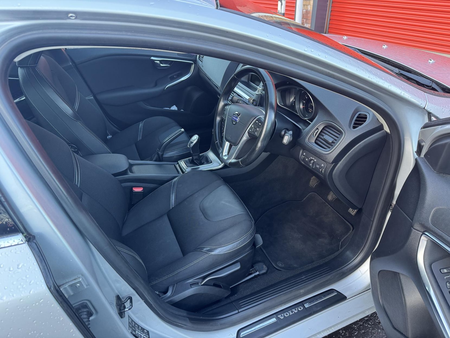 Used Volvo V40 2013 for sale - 77220470: Photo 28