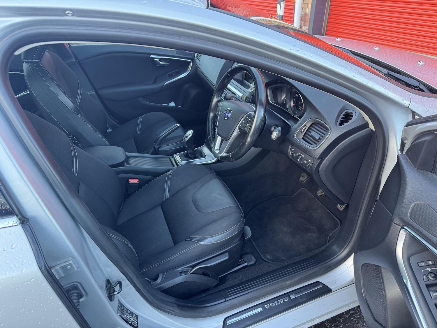 Used Volvo V40 2013 for sale - 77220470: Photo 29