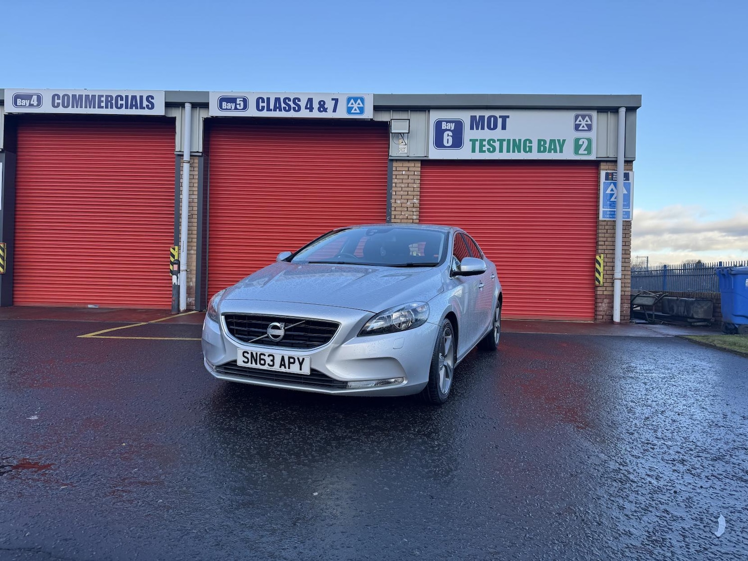 Used Volvo V40 2013 for sale - 77220470: Photo 4